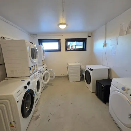 Trivelig Studioleilighet Pa Byasen Med Treningsrom, Uteareal Og Parkering *